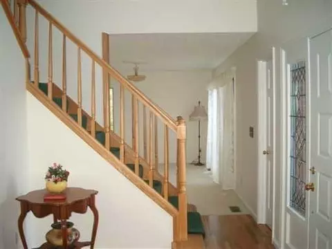 1081 Lisa Ct, Springfield, OH 45504 photo 3