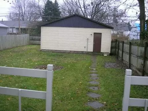815 E Rose St, Springfield, OH 45505 photo 7