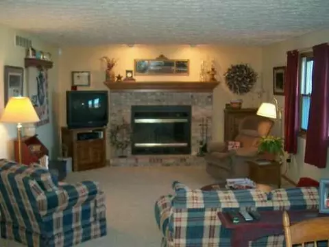 3280 Willow Rd, Springfield, OH 45502 photo 4