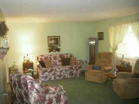 5041 Old Clifton Rd, Springfield, OH 45502 photo 4