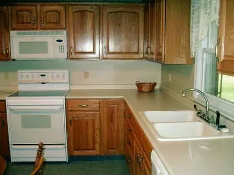 2940 Troy Rd, Springfield, OH 45504 photo 4