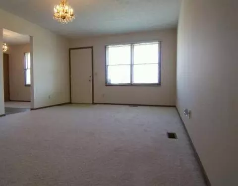 3211 Red Coach Dr #., Springfield, OH 45503 photo 2