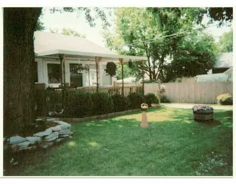 422 S William St, Springfield, OH 45506 photo 1