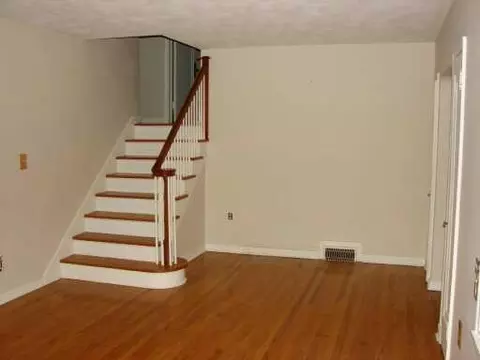 2121 St Paris, Springfield, OH 45504 photo 5
