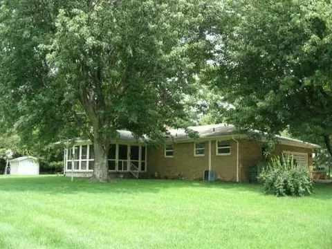 427 Holiday Dr, Springfield, OH 45505 photo 8