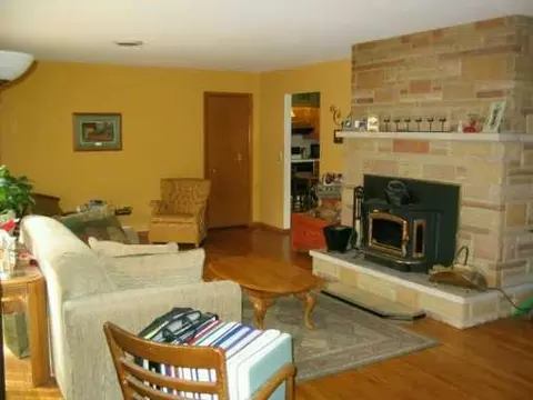 427 Holiday Dr, Springfield, OH 45505 photo 4