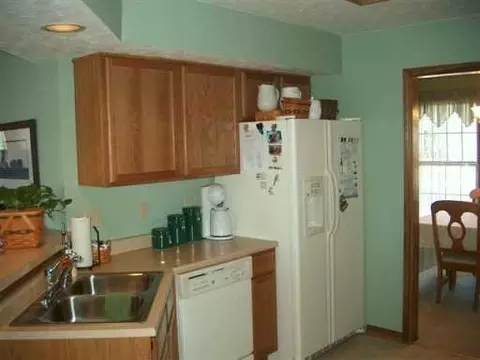 5872 W Ridgewood Rd, Springfield, OH 45503 photo 6