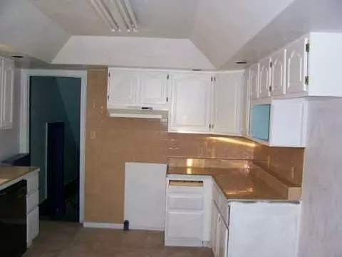 605 Stanton Ave, Springfield, OH 45503 photo 2