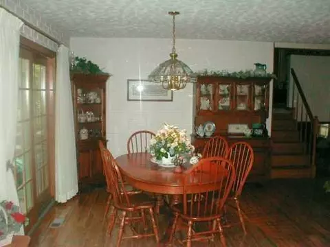 5485 Troy Rd, Springfield, OH 45502 photo 2
