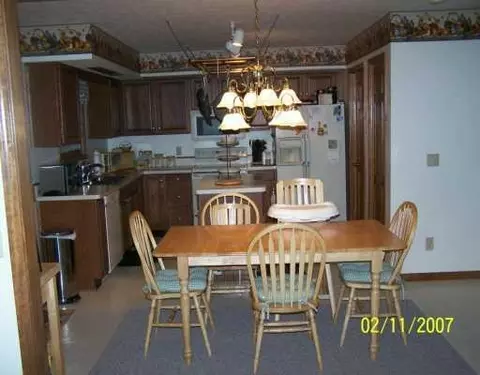 3888 Malaga, Springfield, OH 45502 photo 3