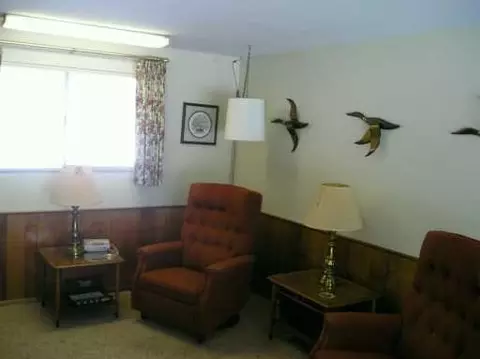 414 Geron Dr, Springfield, OH 45505 photo 2