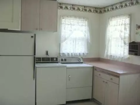 602 Portage Path, Springfield, OH 45506 photo 2