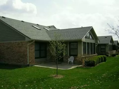 1946 Wedgewood Cir #1946, Springfield, OH 45503 photo 2