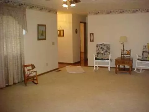 4245 Penny Pike, Springfield, OH 45502 photo 4