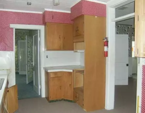 211 E Miami, De Graff, OH 43318 photo 5