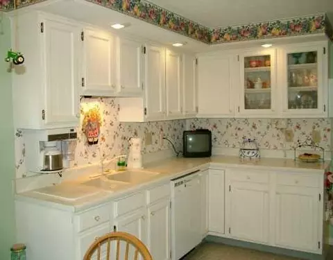 2403 Rebecca Dr, Springfield, OH 45503 photo 5