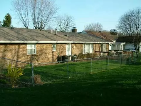 2403 Rebecca Dr, Springfield, OH 45503 photo 2