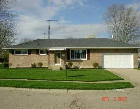 5018 Stoneridge, Springfield, OH 45503 photo 1