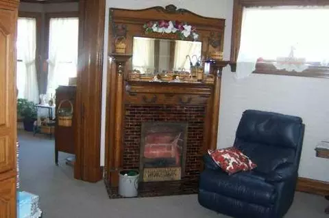 258 Broadway St E, Covington, OH 45318 photo 5
