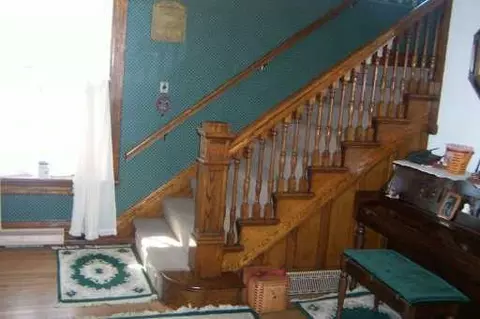 258 Broadway St E, Covington, OH 45318 photo 3
