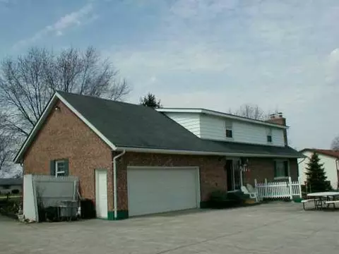 3582 Miller, Springfield, OH 45502 photo 2