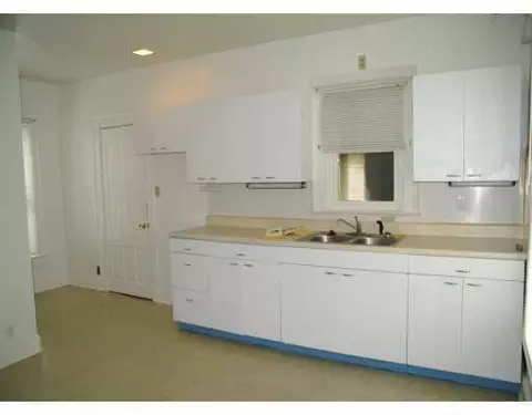 721 Broadway St, Springfield, OH 45504 photo 5