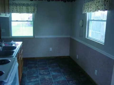 2716 Share, Springfield, OH 45505 photo 3