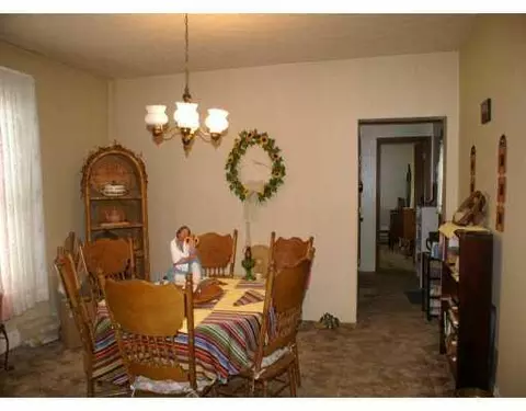 411 N Shaffer St, Springfield, OH 45504 photo 3