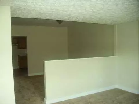 2040 Oakdale, Springfield, OH 45503 photo 3