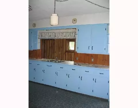141 E Pleasant St, Catawba, OH 43010 photo 5