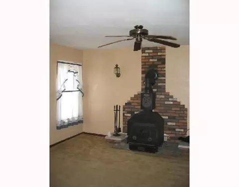 141 E Pleasant St, Catawba, OH 43010 photo 4