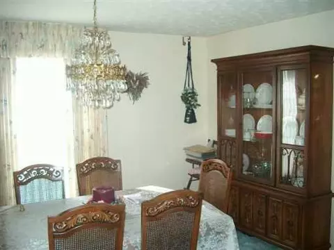 4440 Cedar Hills Ave, Springfield, OH 45504 photo 4