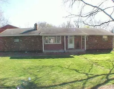 2900 Beard Dr, Springfield, OH 45502 photo 3