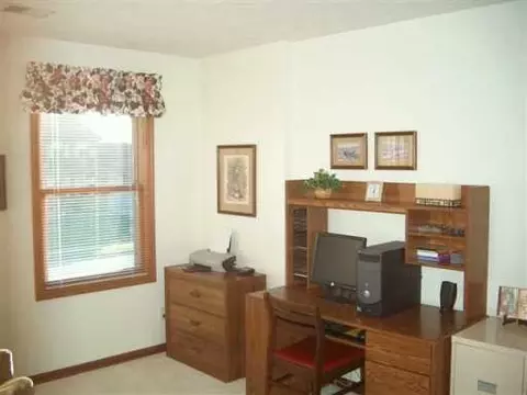 1280 Kingsgate Rd, Springfield, OH 45503 photo 5