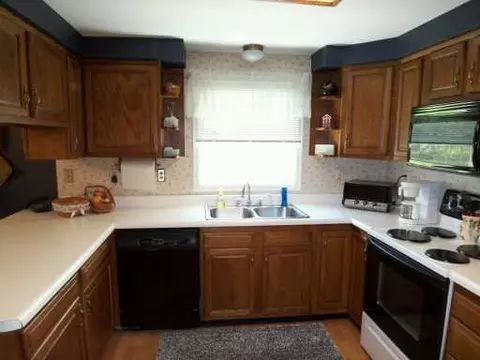 6830 Fieldbrook Dr, Springfield, OH 45502 photo 6