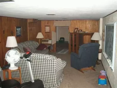 1017 Torrence Dr, Springfield, OH 45503 photo 4