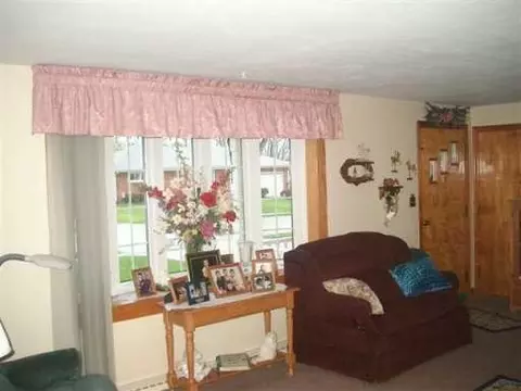 1017 Torrence Dr, Springfield, OH 45503 photo 6