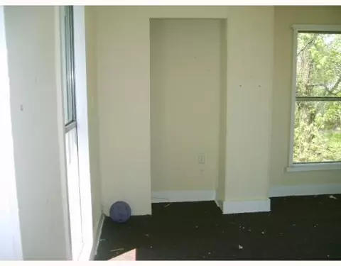 1749 York, Springfield, OH 45505 photo 5