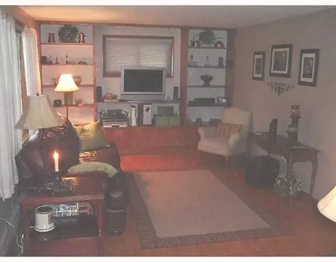 1147 Ferndale Ln, Springfield, OH 45503 photo 5