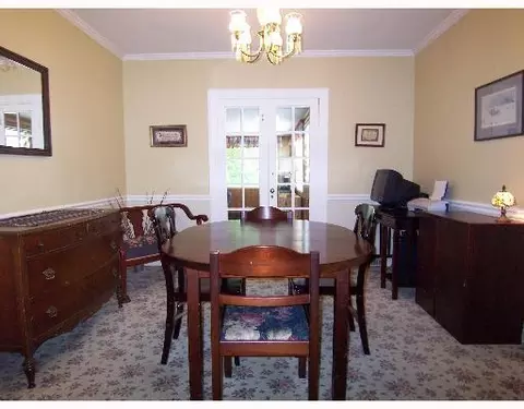 120 N Kensington Pl, Springfield, OH 45504 photo 3