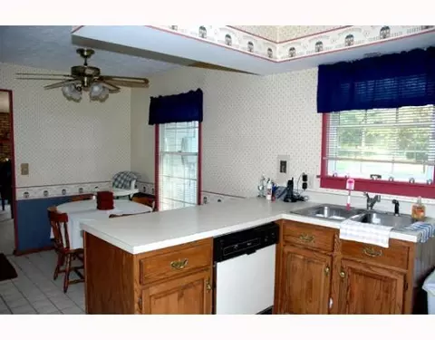2806 Rensselaer, Springfield, OH 45503 photo 4