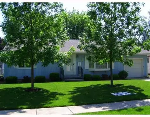 1010 Hawthorne St, Celina, OH 45822 photo 1