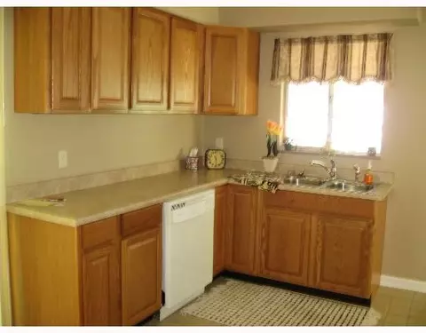 2133 W Mile Rd, Springfield, OH 45503 photo 5