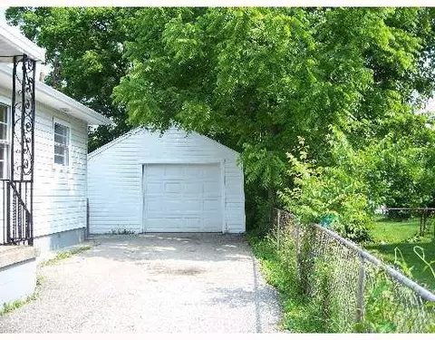 1556 Lexington Ave, Springfield, OH 45505 photo 3