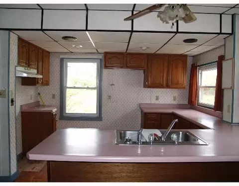 2530 E High, Springfield, OH 45505 photo 5