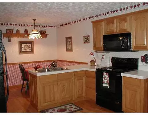 110 California Ave, Springfield, OH 45505 photo 2