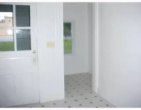1019 W Columbia, Springfield, OH 45504 photo 6
