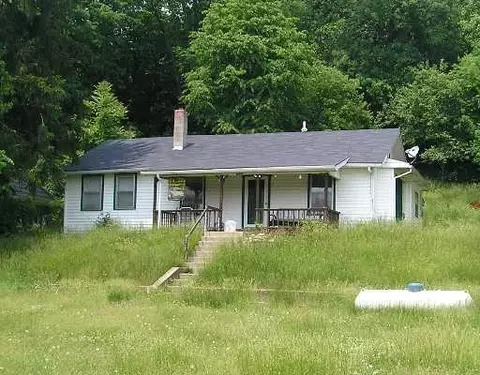 4360 Lower Valley Pike, Springfield, OH 45506 photo 1