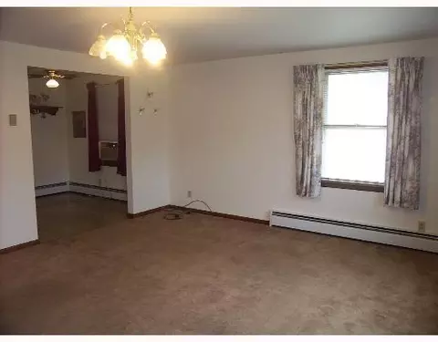 309 W Wayne St, Celina, OH 45822 photo 2