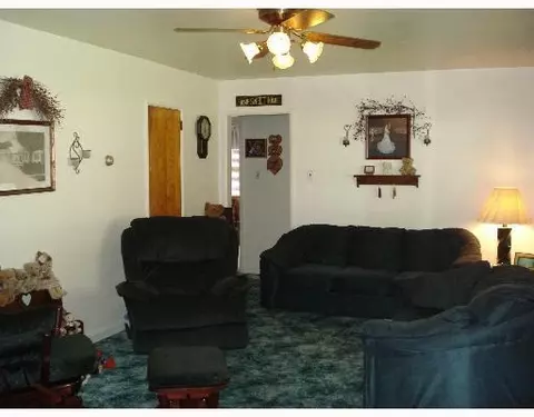 2041 Tanager, Springfield, OH 45505 photo 2
